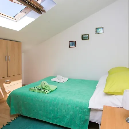 Apartman Lala *